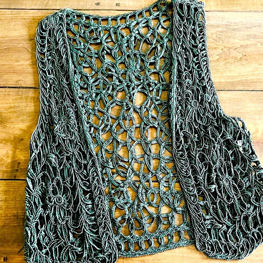 Cropped Vest